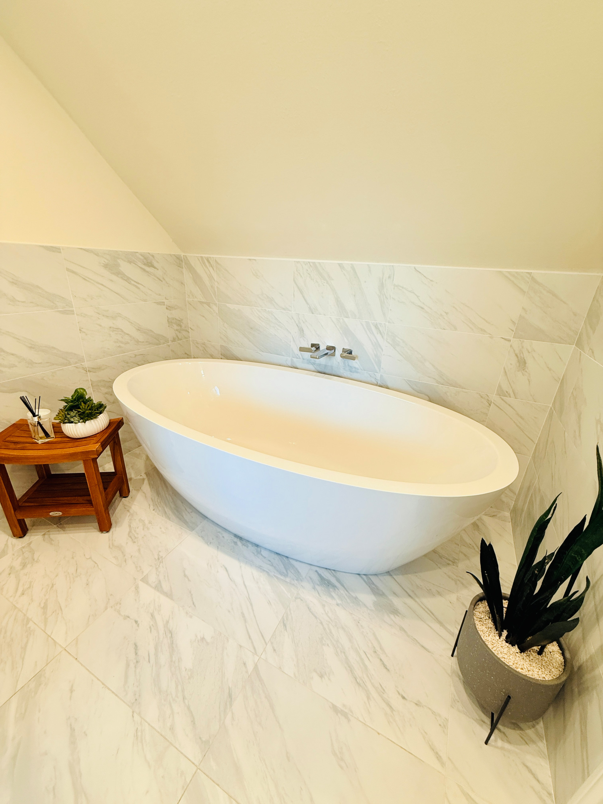 Master Bath Vaulted Ceiling