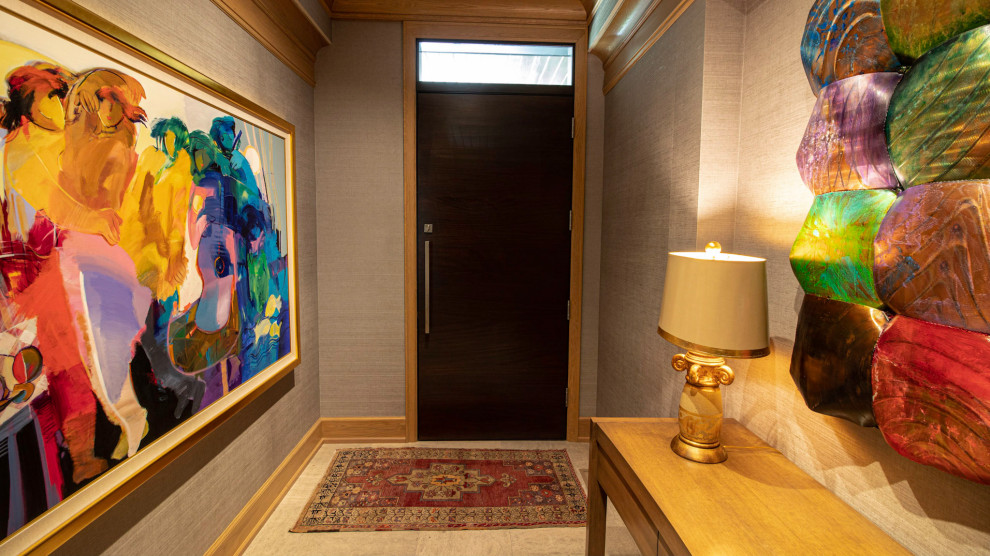 Entryway - transitional entryway idea in Omaha