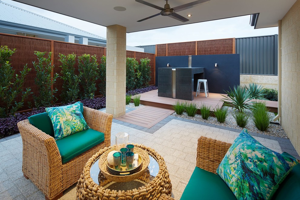 Photo of a contemporary patio in Perth.