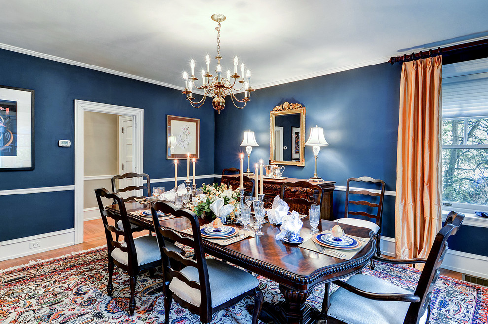Photo of a transitional dining room in Philadelphia.