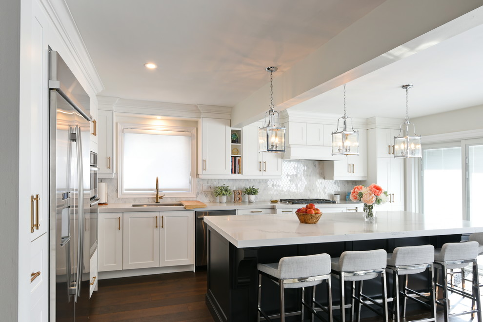 Kitchen - kitchen idea in Toronto