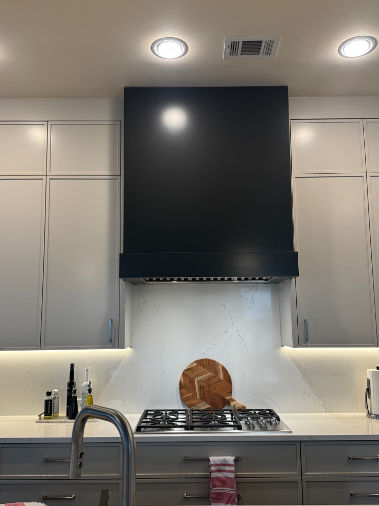 Custom Transitional Kitchen