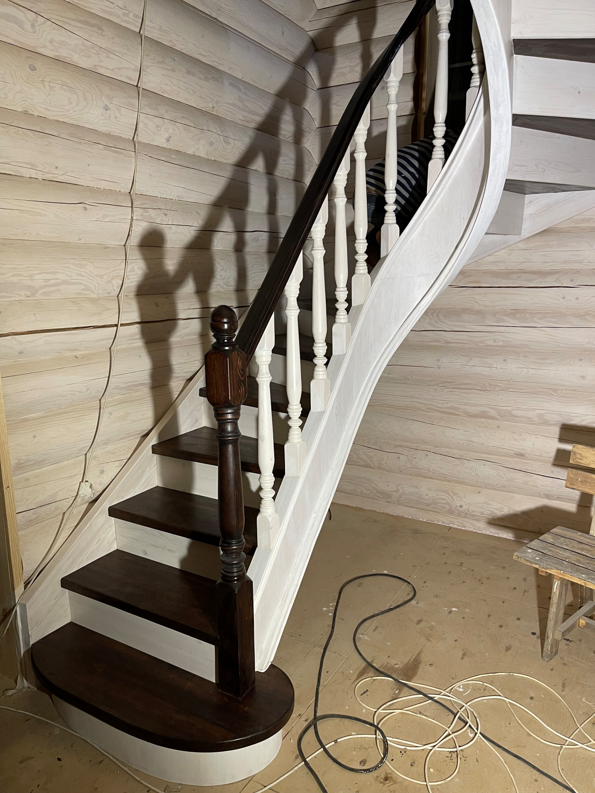 Лестница с гнутой тетивой