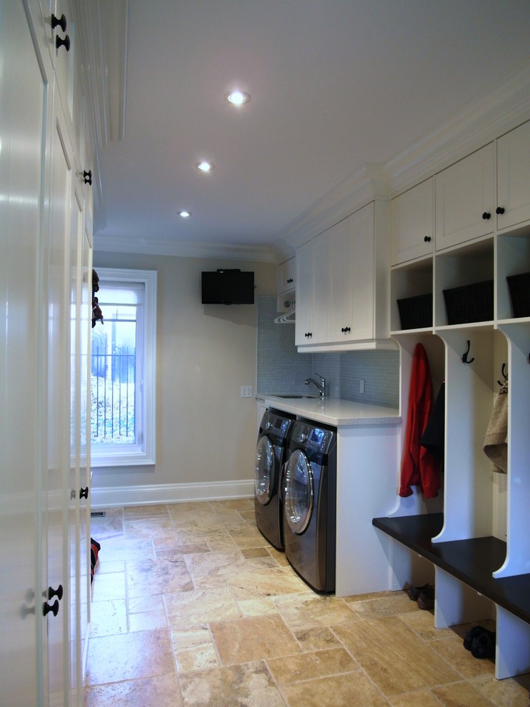 This is an example of a traditional laundry room in Burlington.