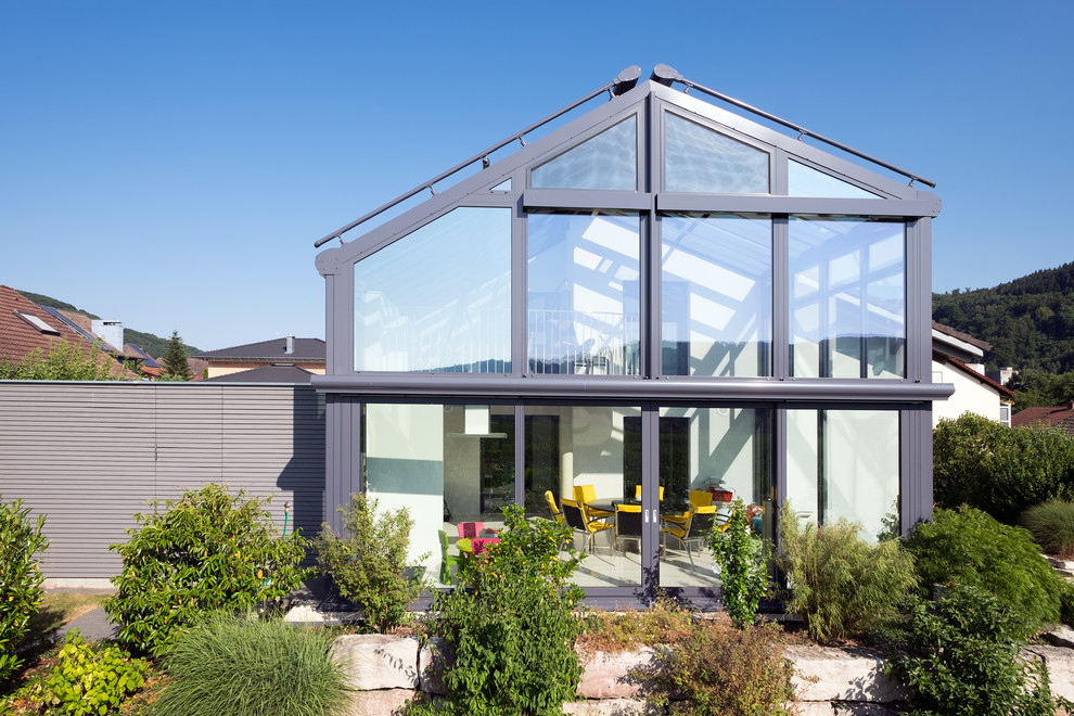 Moderner Wintergarten in Sonstige