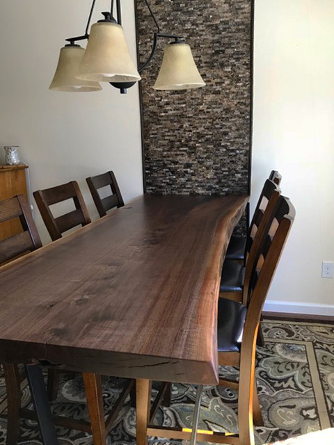 Kitchen - rustic kitchen idea in Cleveland