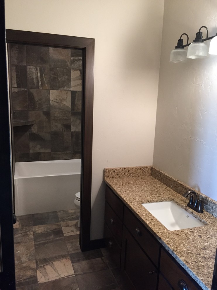 Bathroom - transitional bathroom idea
