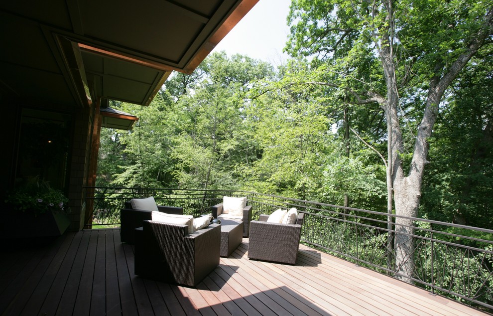 This is an example of a contemporary deck in Minneapolis.