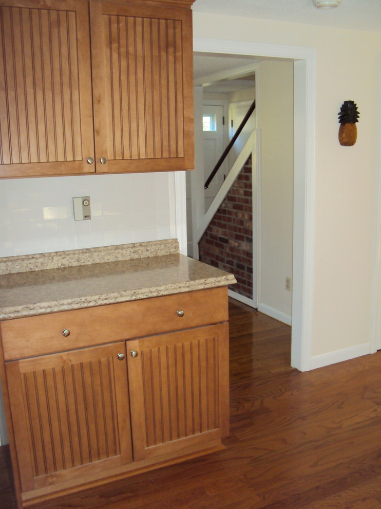 Kitchen - transitional kitchen idea in Boston