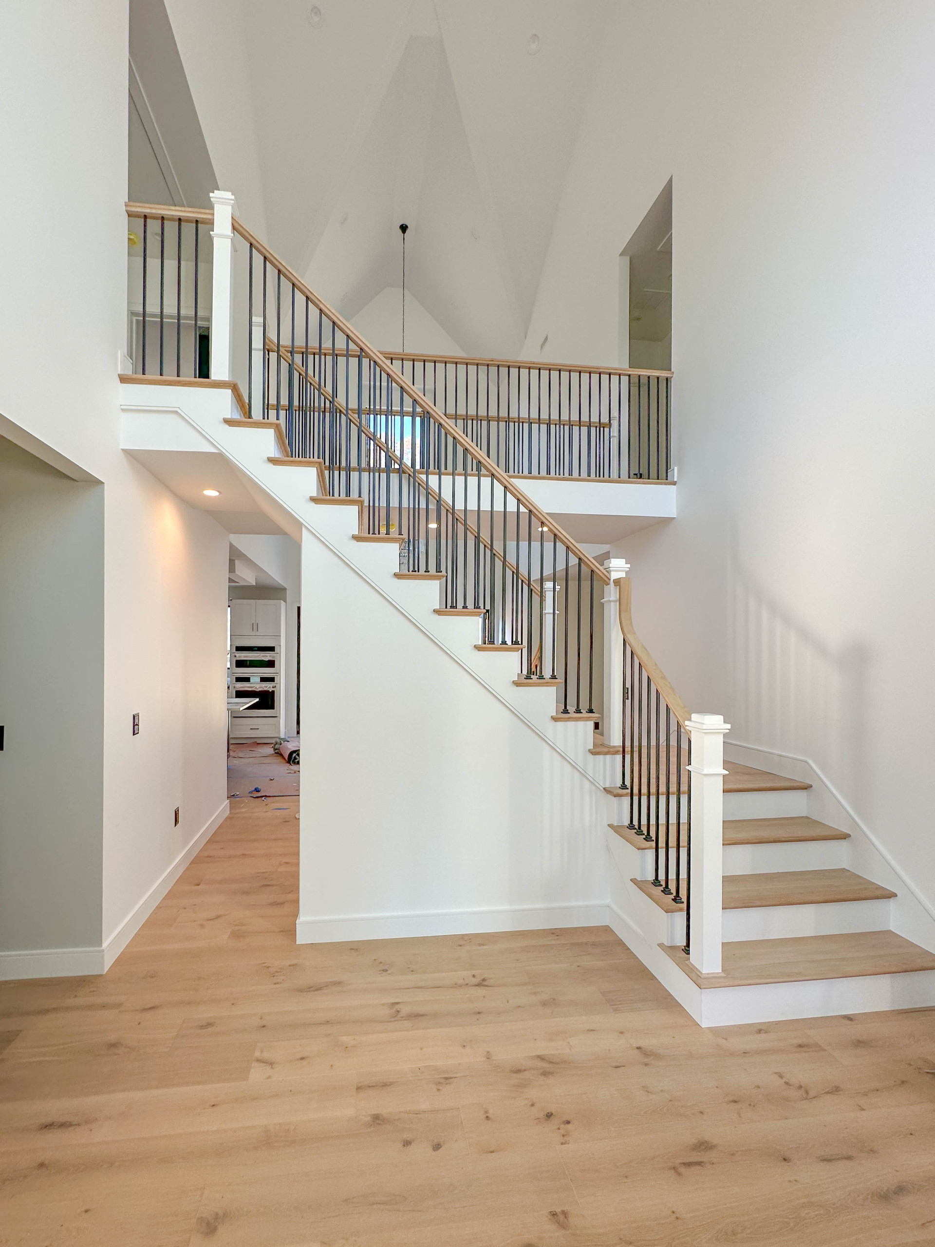16 Charles St
