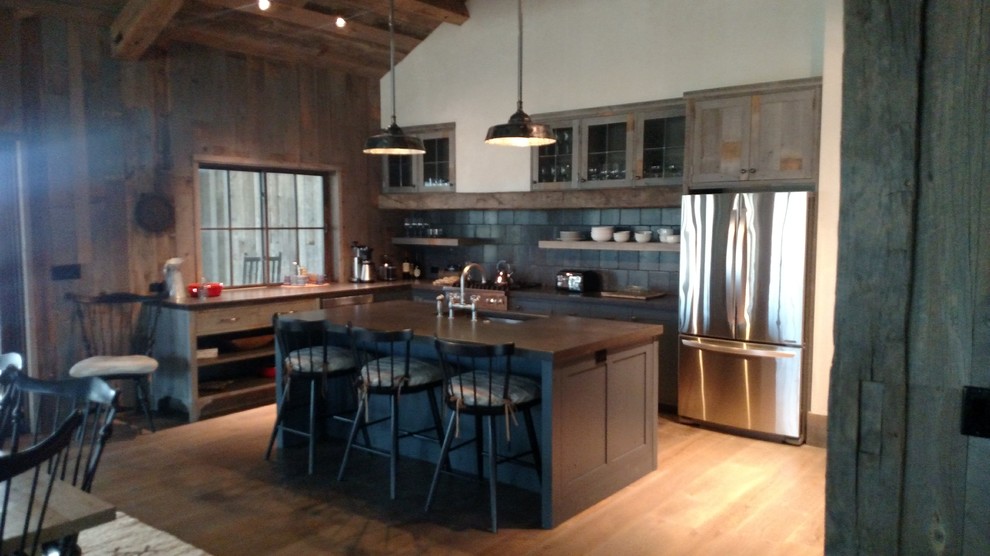 Kitchen - rustic kitchen idea