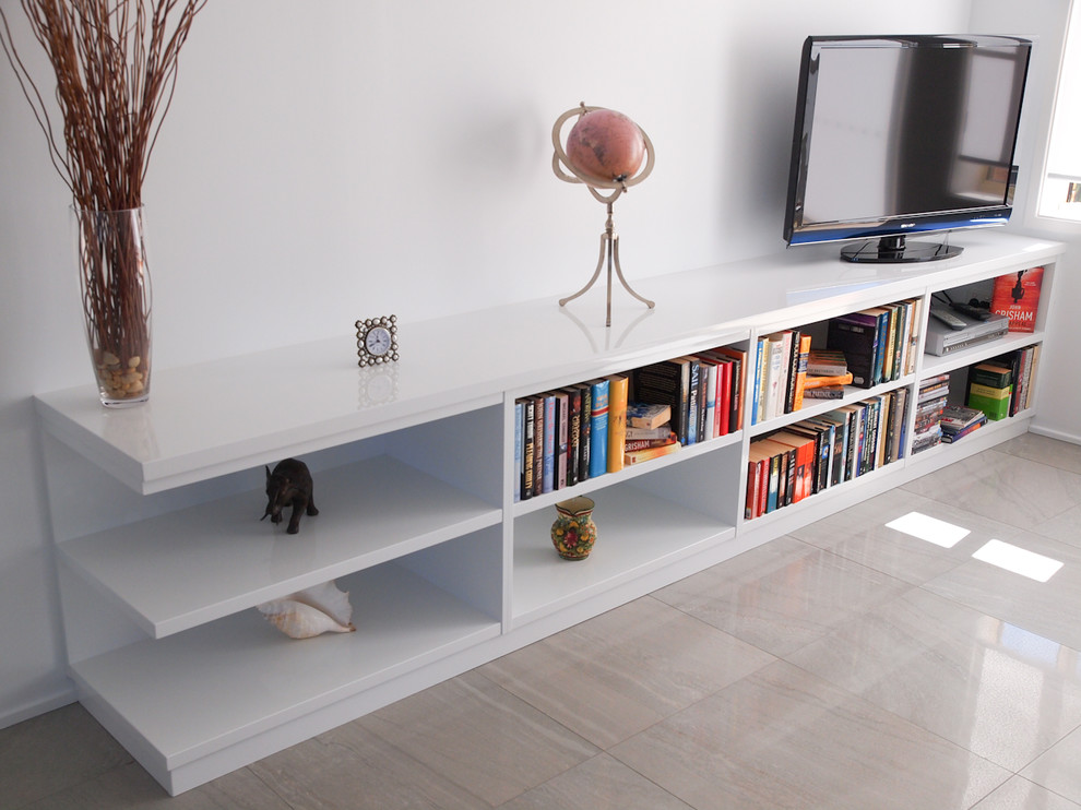 This is an example of a modern living room in Wollongong.