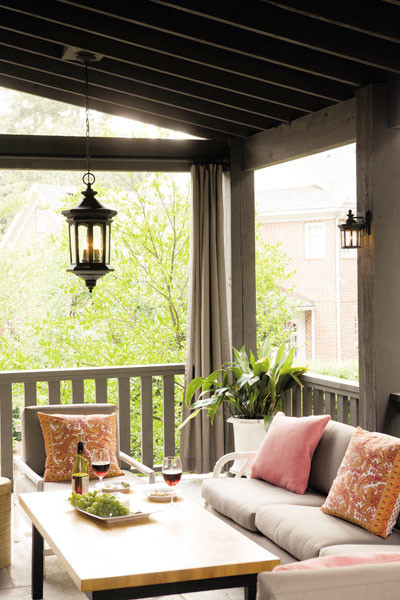 Design ideas for a traditional verandah in Other.