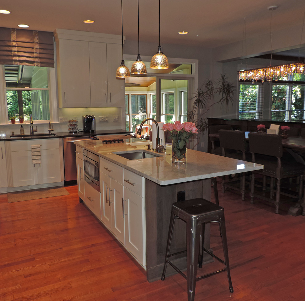 Transitional kitchen photo in Baltimore