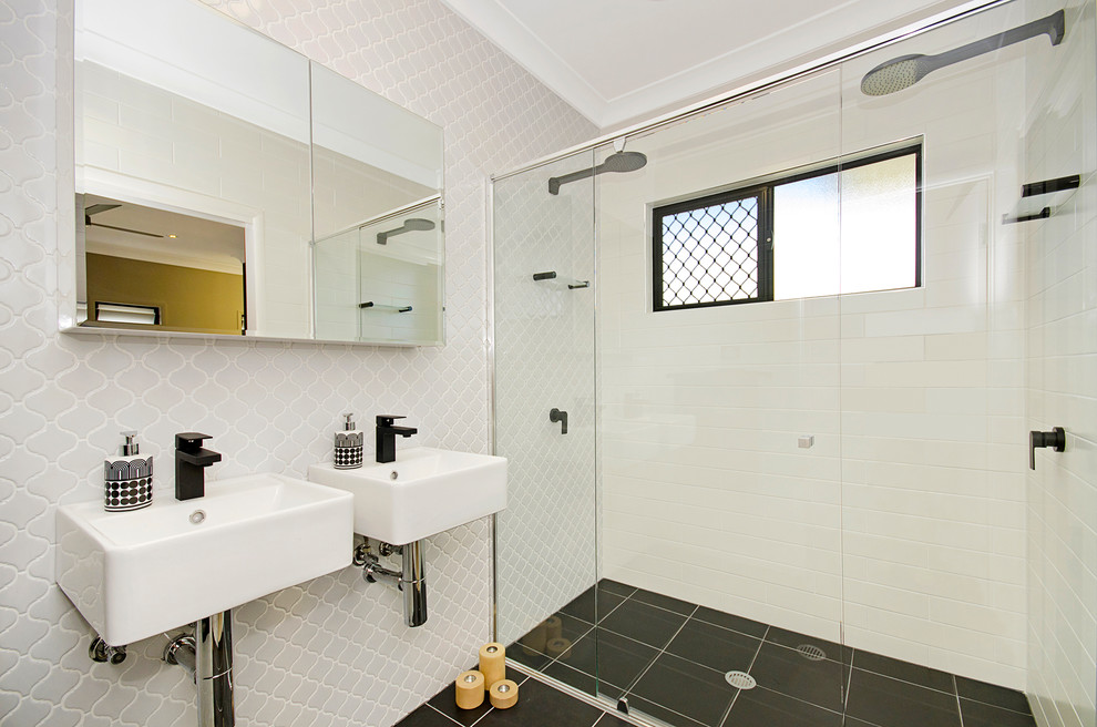 Contemporary bathroom in Townsville.