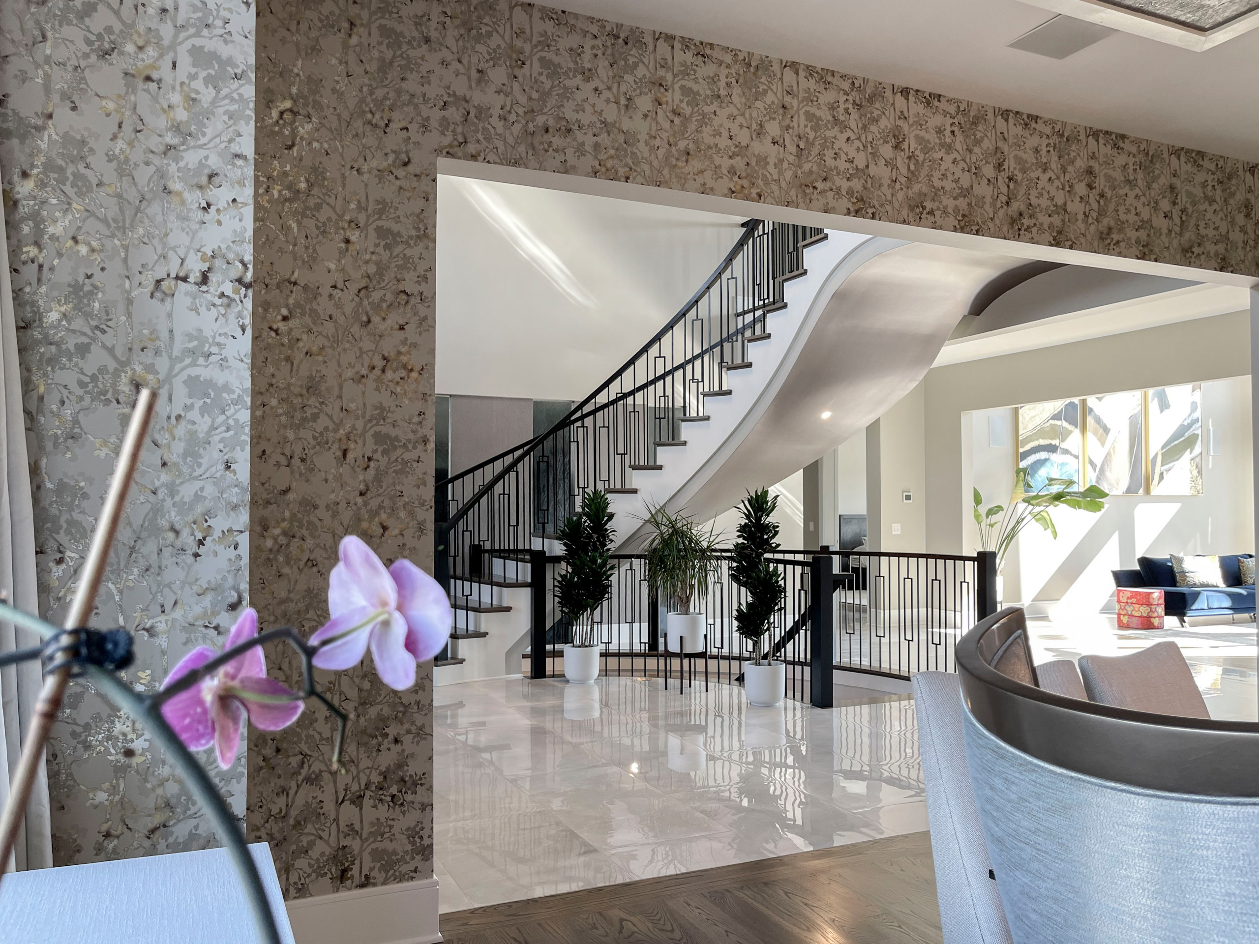 114_Striking Floating-Curved Staircase, Leesburg VA 20175