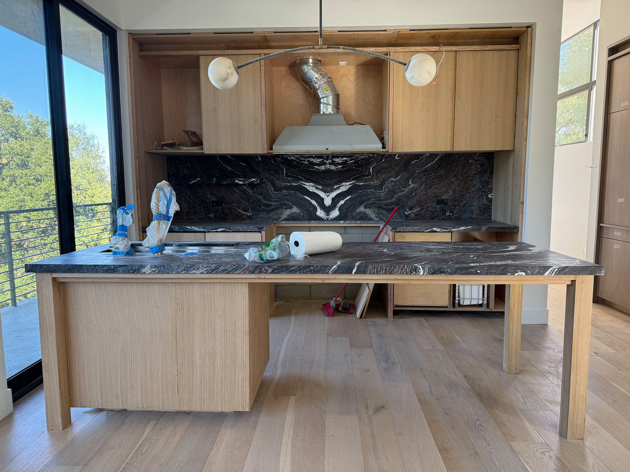 Topanga - Kitchen Before