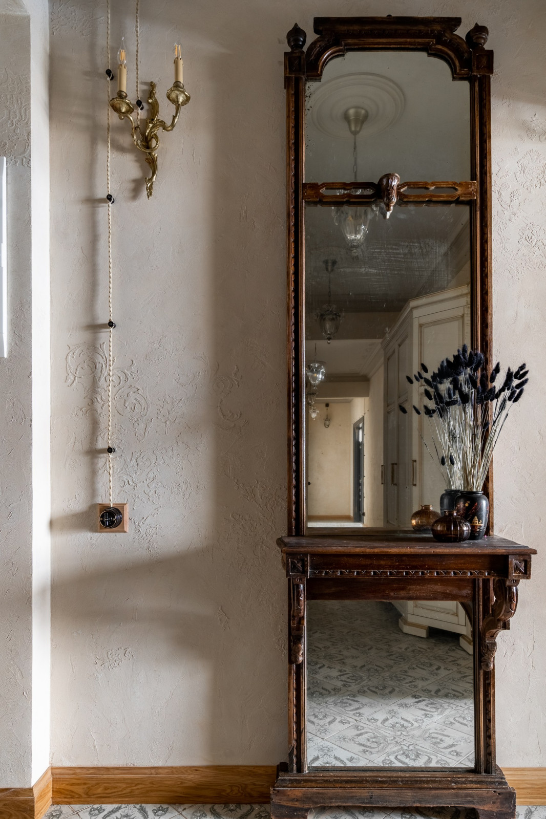 Боровая. Квартира режиссера.