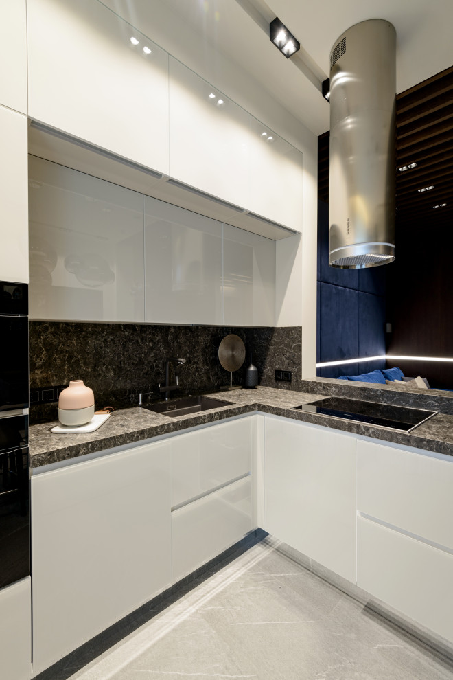 Вид на кухню