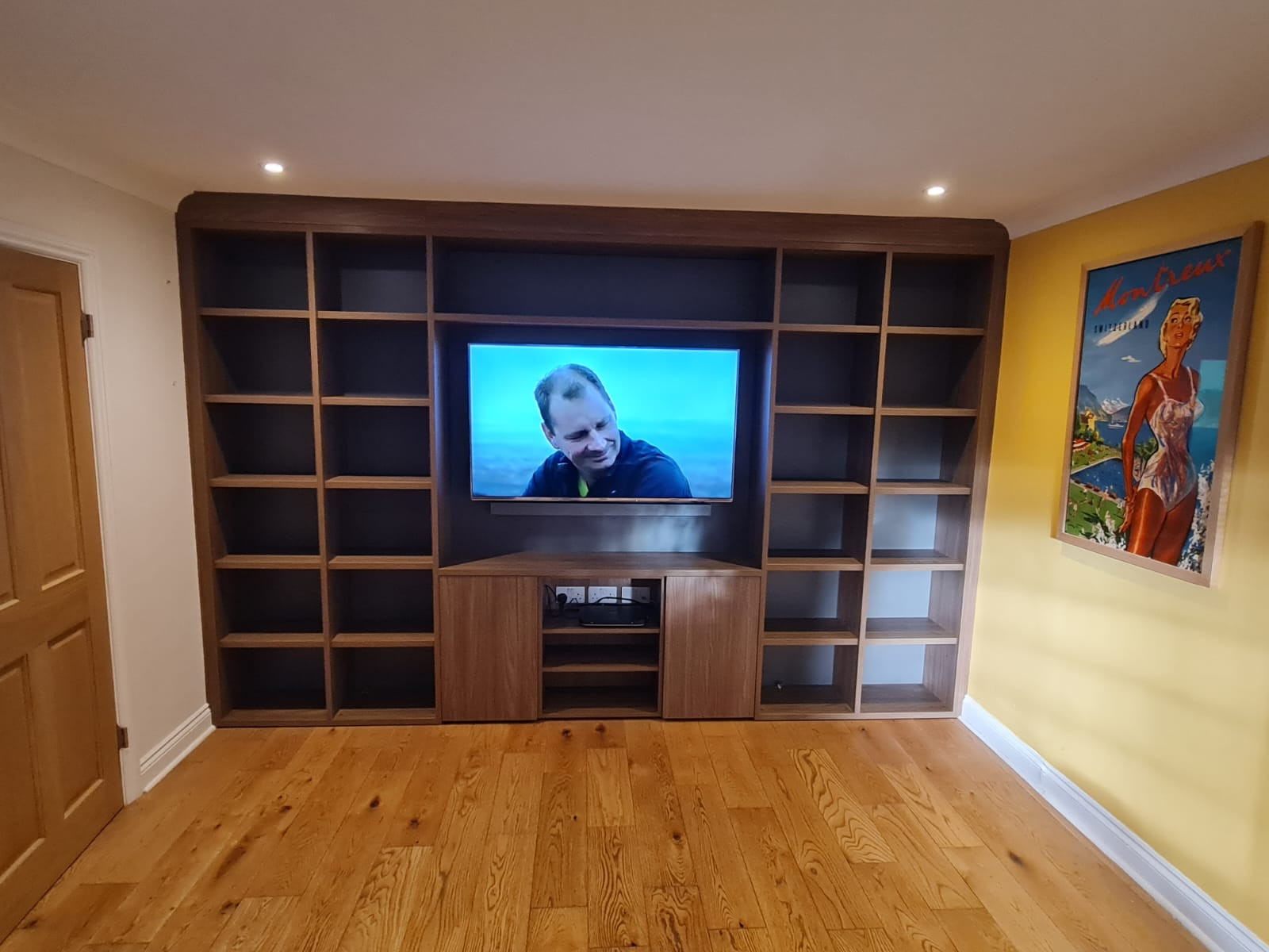 Book Shelf Unit