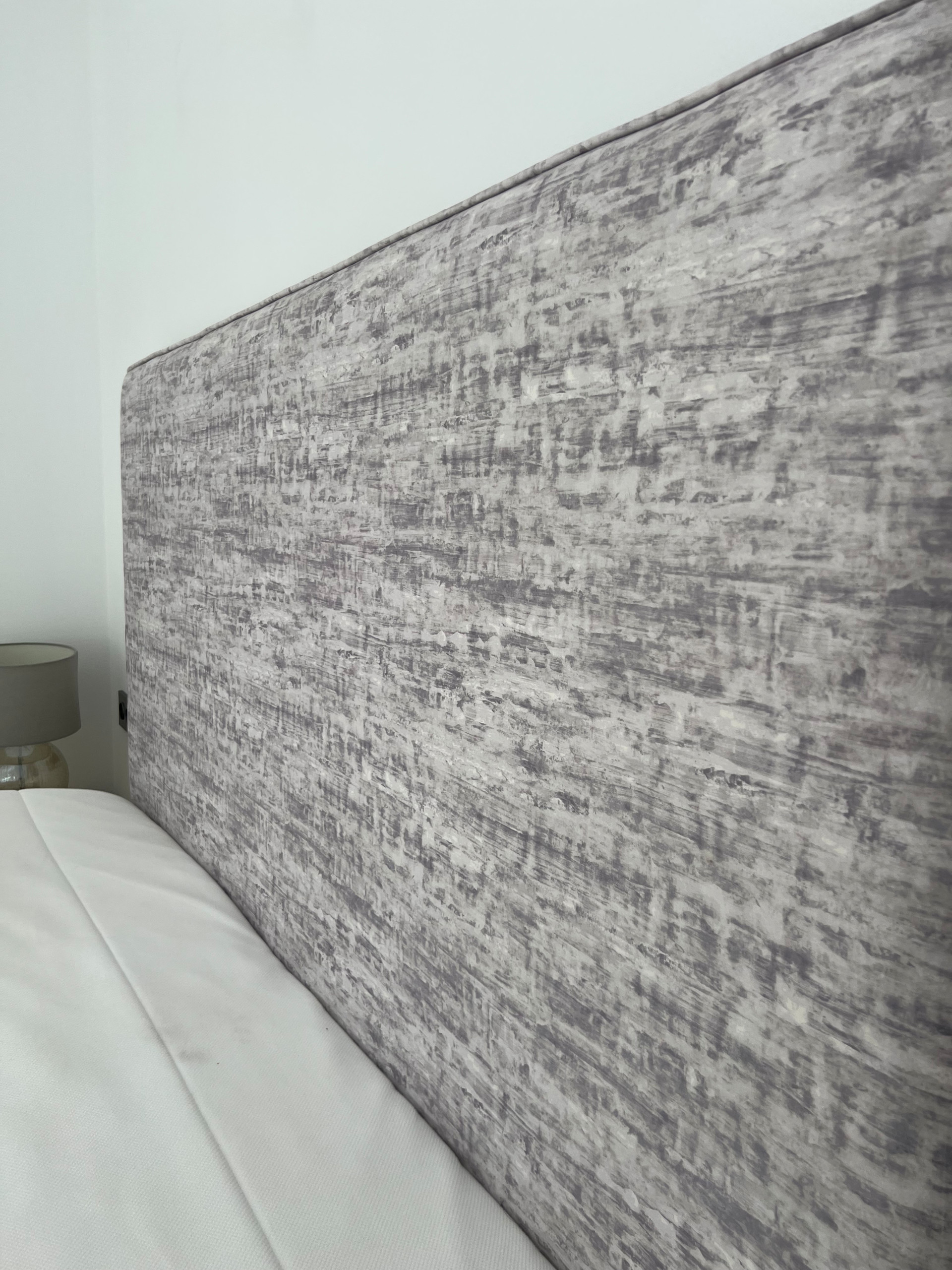 BEDS & HEADBOARDS