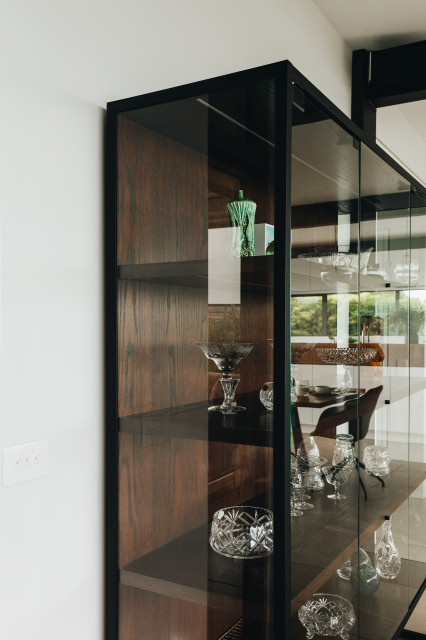 Kaiwharawhara Views contemporary-living-room