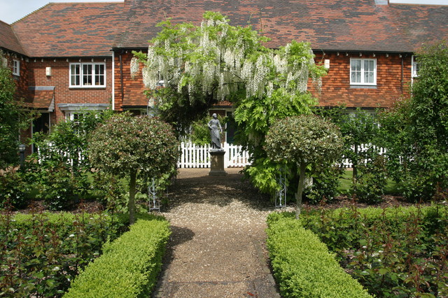 Stonegate Place, Wye klassisch-garten