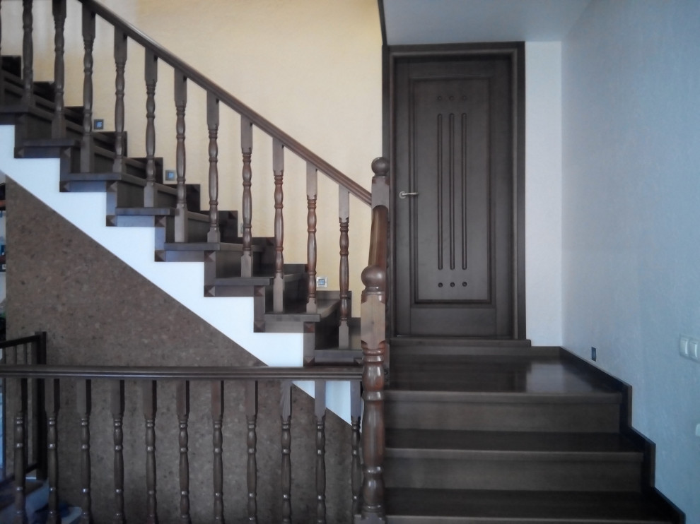 Интерьер из массива ясень