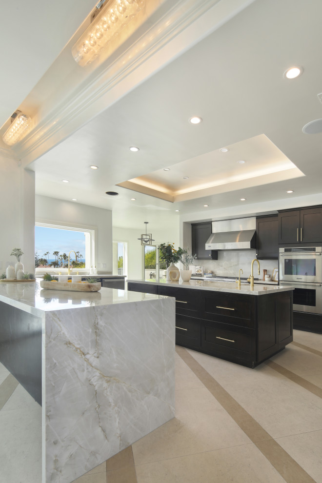 Traditional Meets Elegant Family Kitchen - Traditional - Kitchen ...