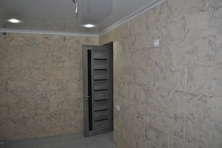 Примеры использования гибкой плитки в интерьере