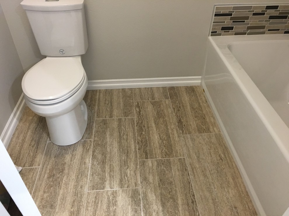 Inspiration for a transitional bathroom remodel in Orange County