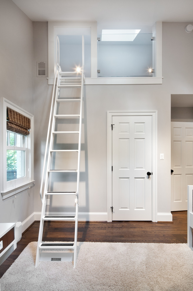 Inspiration for a transitional kids' room remodel in DC Metro
