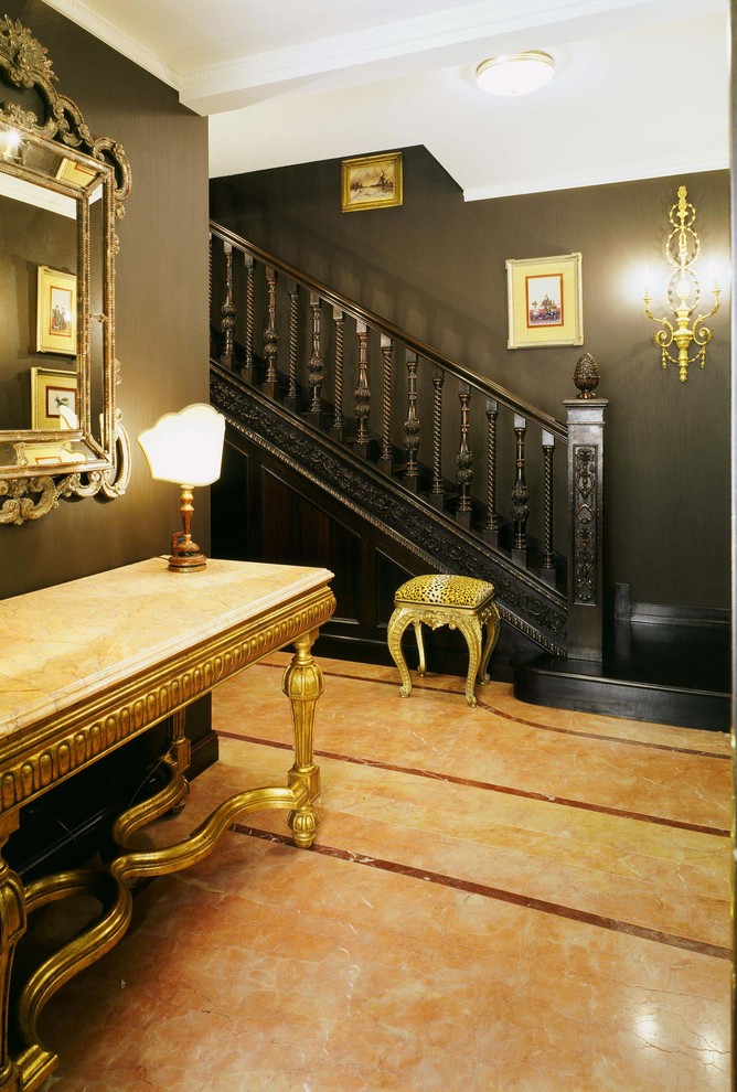 This is an example of a traditional staircase in Moscow.