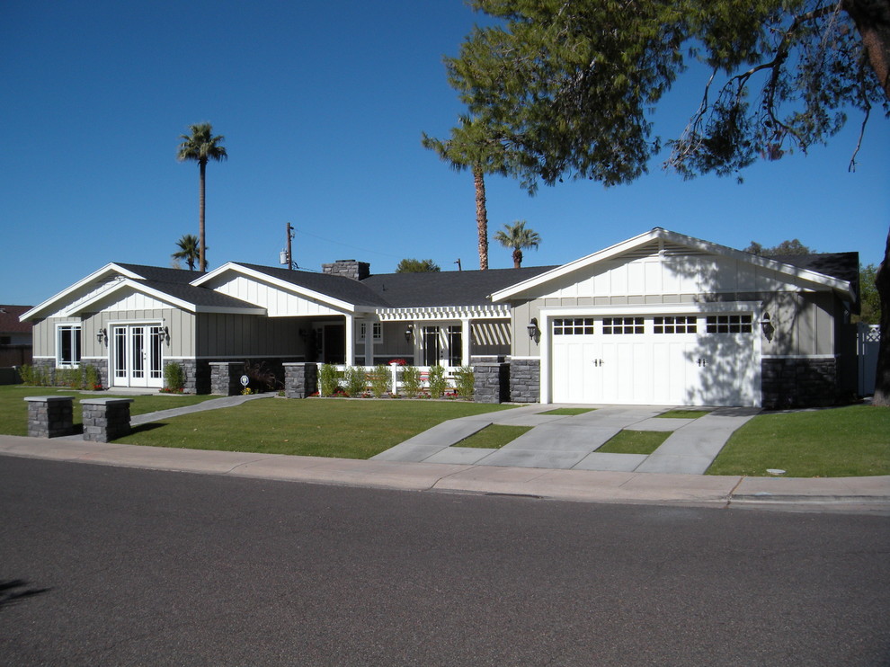 Photo of a traditional exterior in Phoenix.