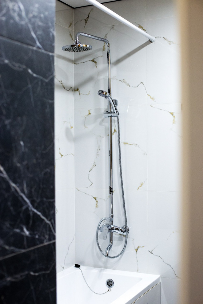 Санузел с ванной 1-х комнатной студии, квартиры в Сочи ул.Фабрициуса