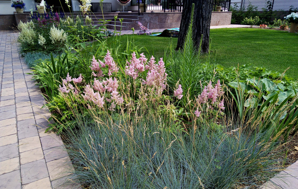 Цветники под пологом леса