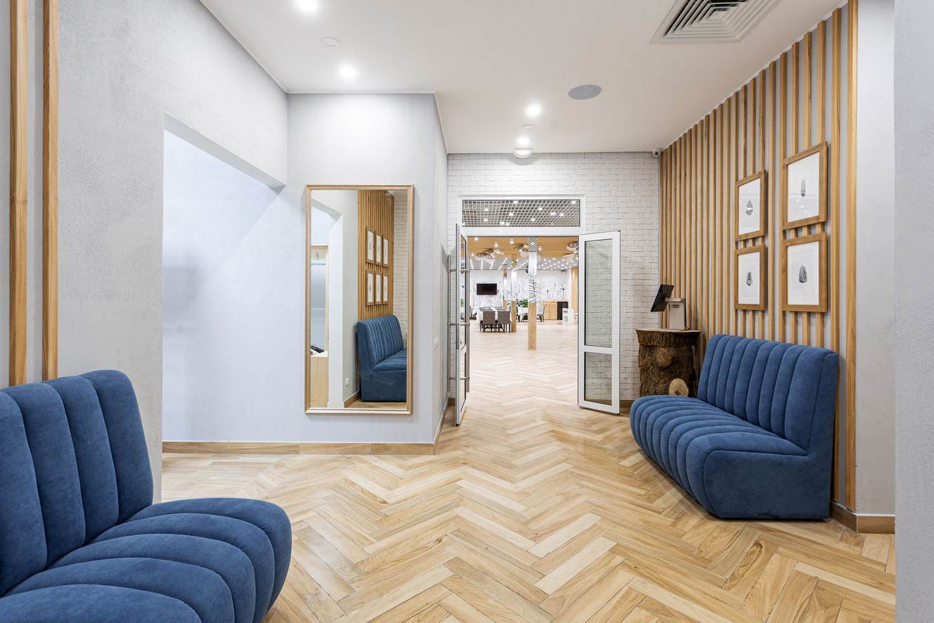 Зеркала и зеркальные панно для ресторана на базе отдыха г.Сысерть