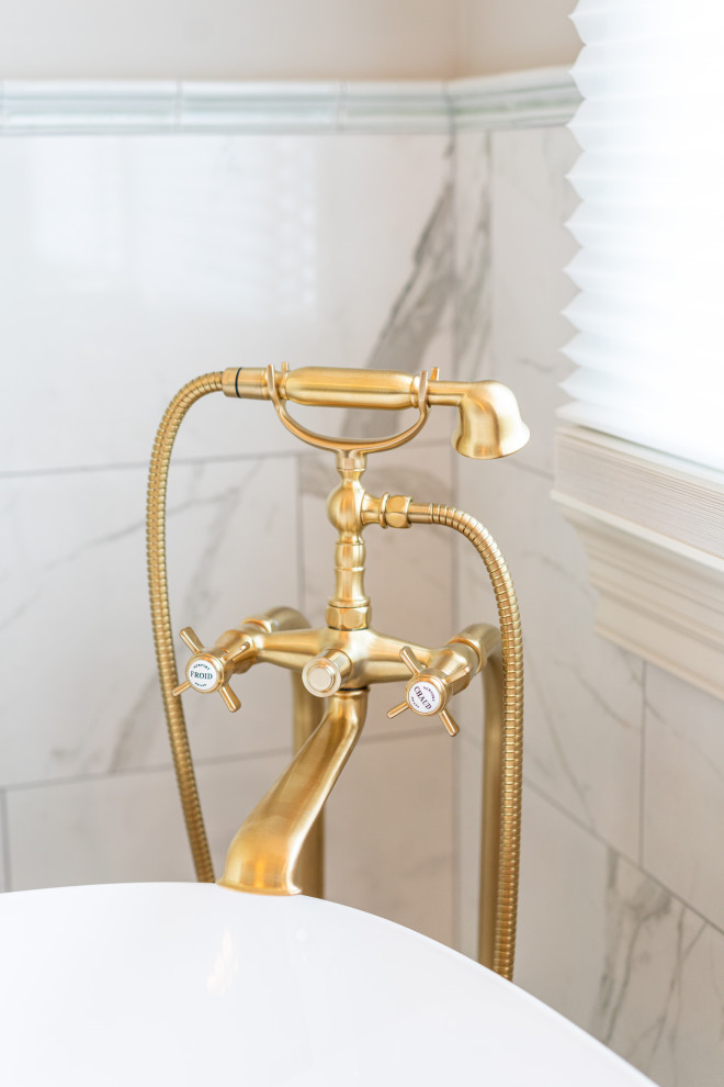 Golden Shower Head in Modern Bathroom with Tiled Walls