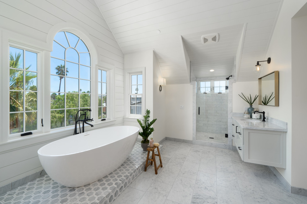 Photo of a beach style bathroom in San Luis Obispo.