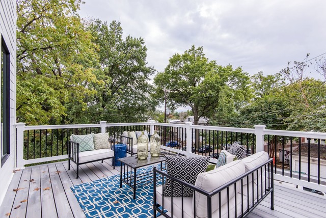 3800 T St NW clasico-renovado-terraza-y-balcon