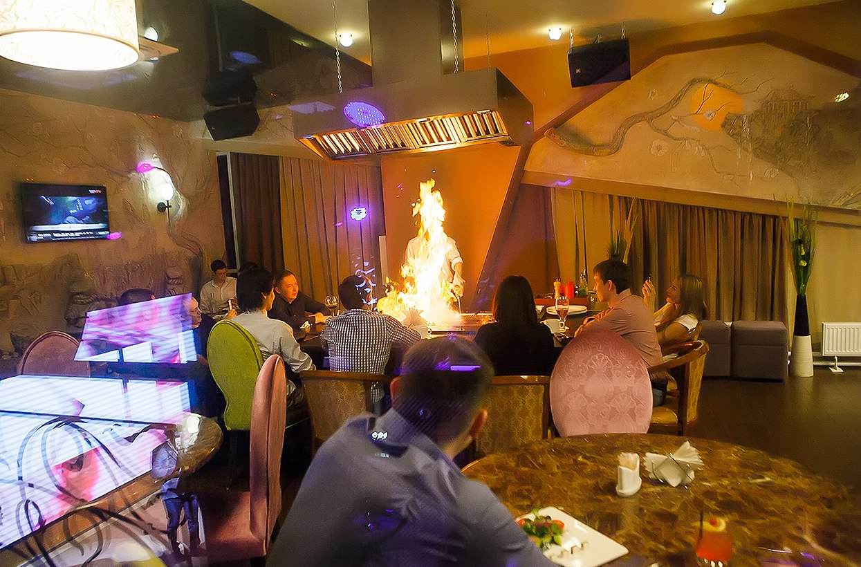 LIKE Resto-Club & Lounge