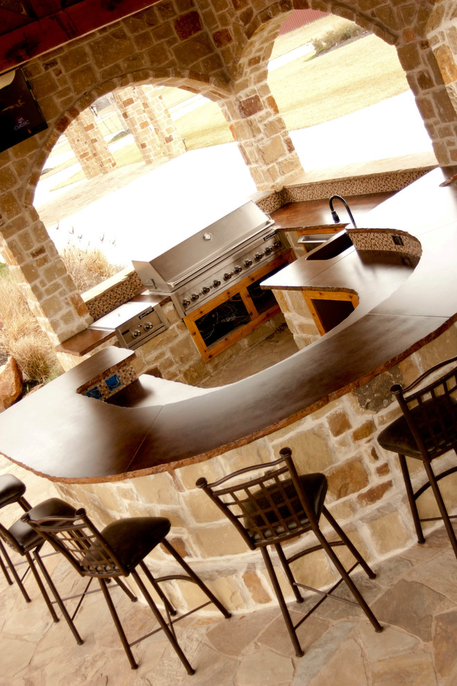 Home design - rustic home design idea in Houston