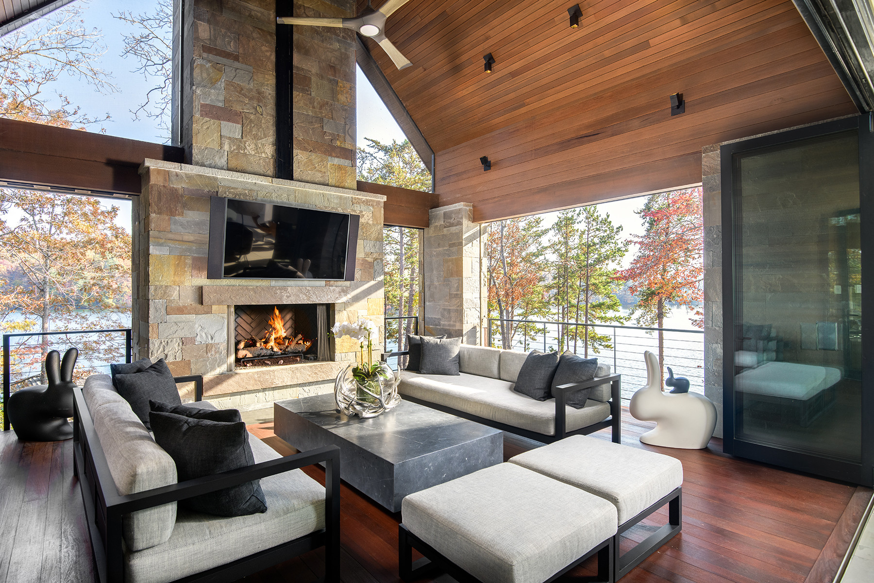 A $25 Million Beachfront New Build Lists as the Most Expensive House in  North Florida - Mansion Global, image size:1800x1200