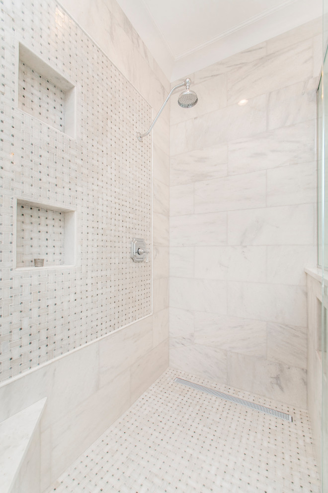 Bathroom - transitional bathroom idea in New Orleans