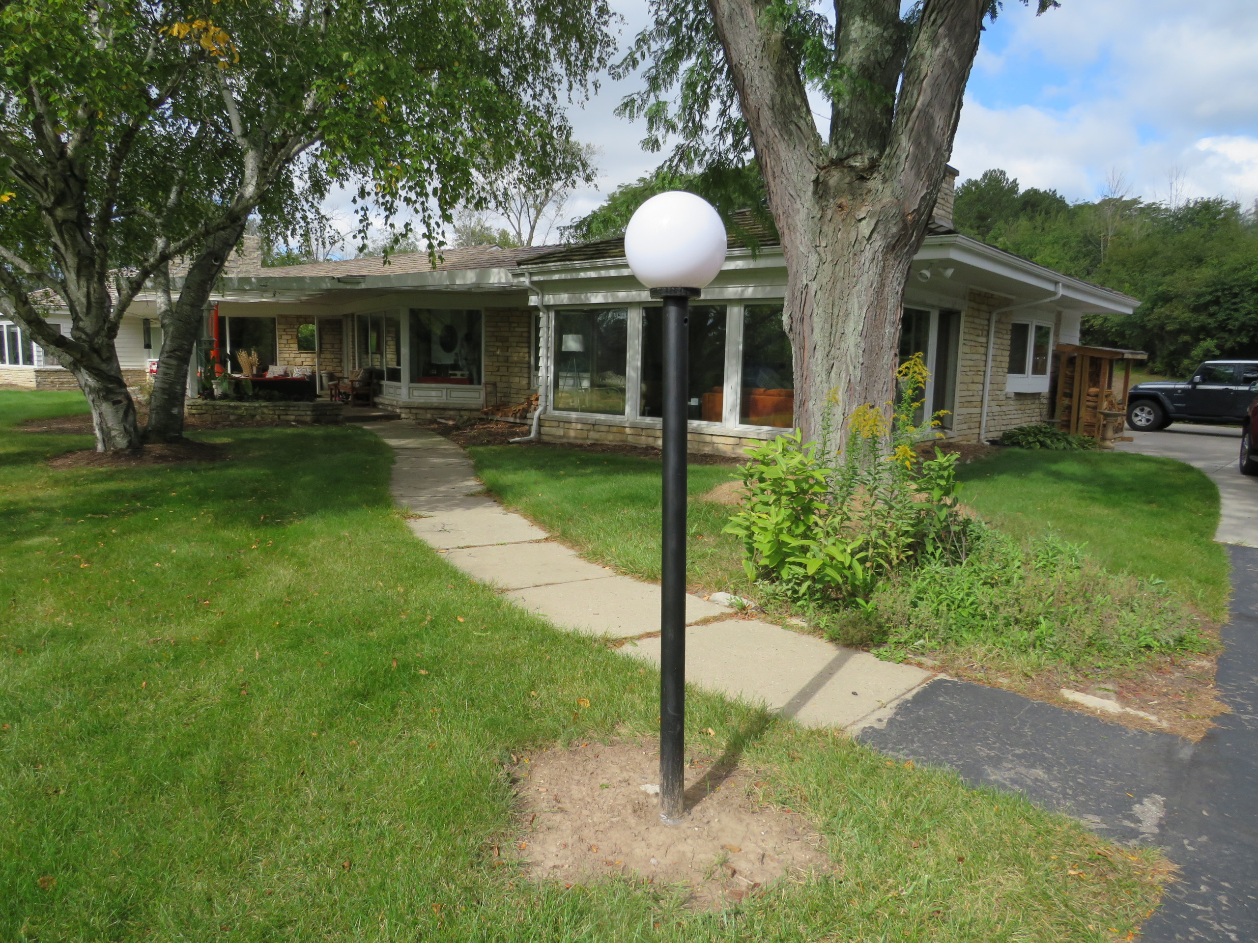 Mid-century Modern Landscape Makeover - River Hills, WI
