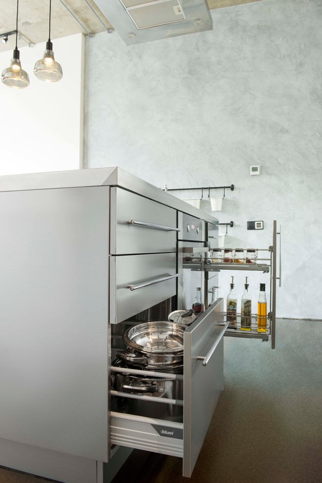 Островная кухня AWELT в стиле LOFT