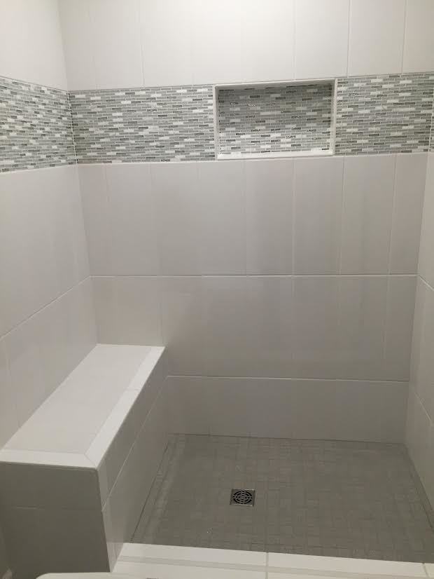 Alcove shower - small transitional 3/4 gray tile, white tile and ceramic tile alcove shower idea