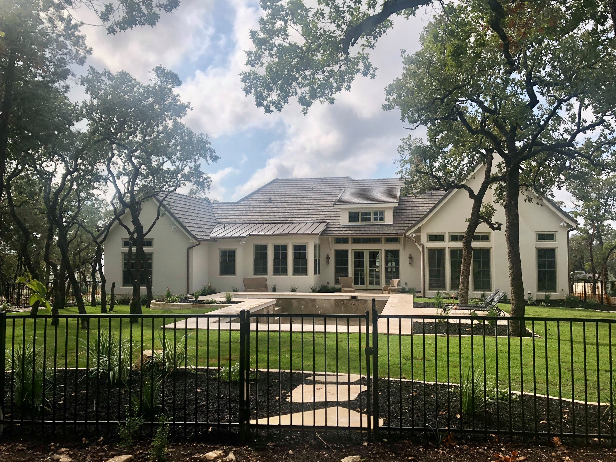 French: 3,151 ft², 3 BR/2.5 BA/1 ST