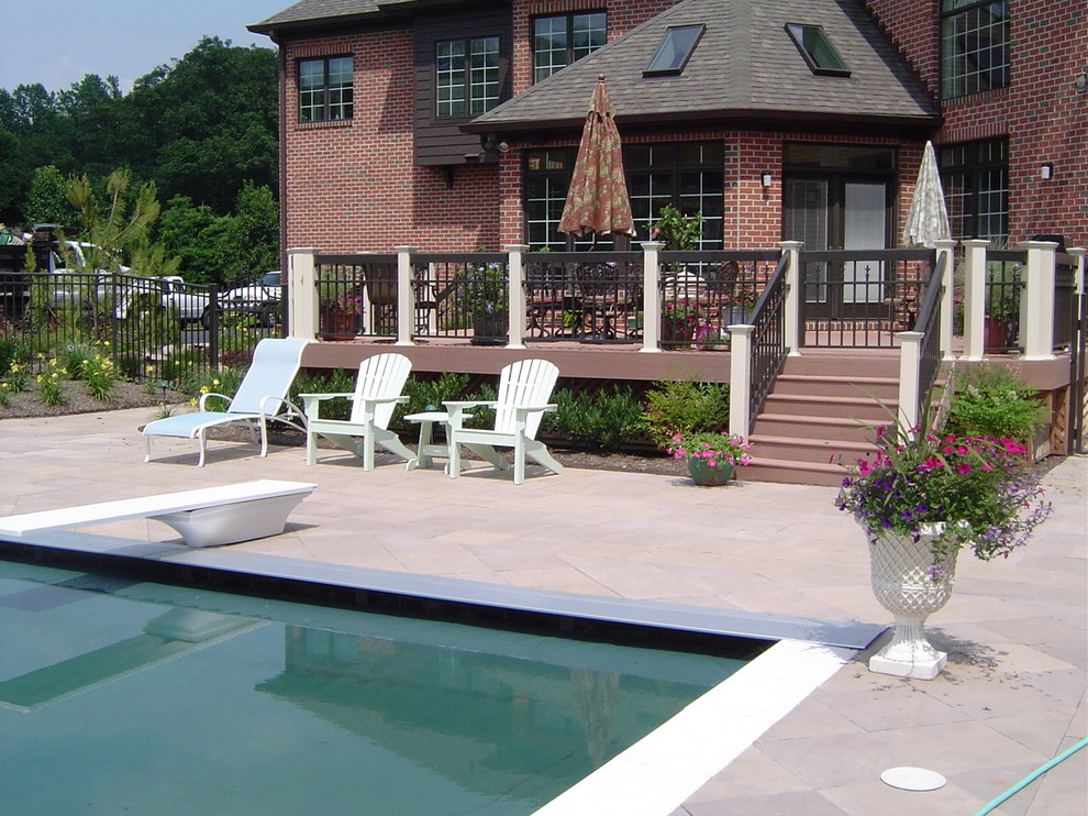 Transitional pool photo in DC Metro