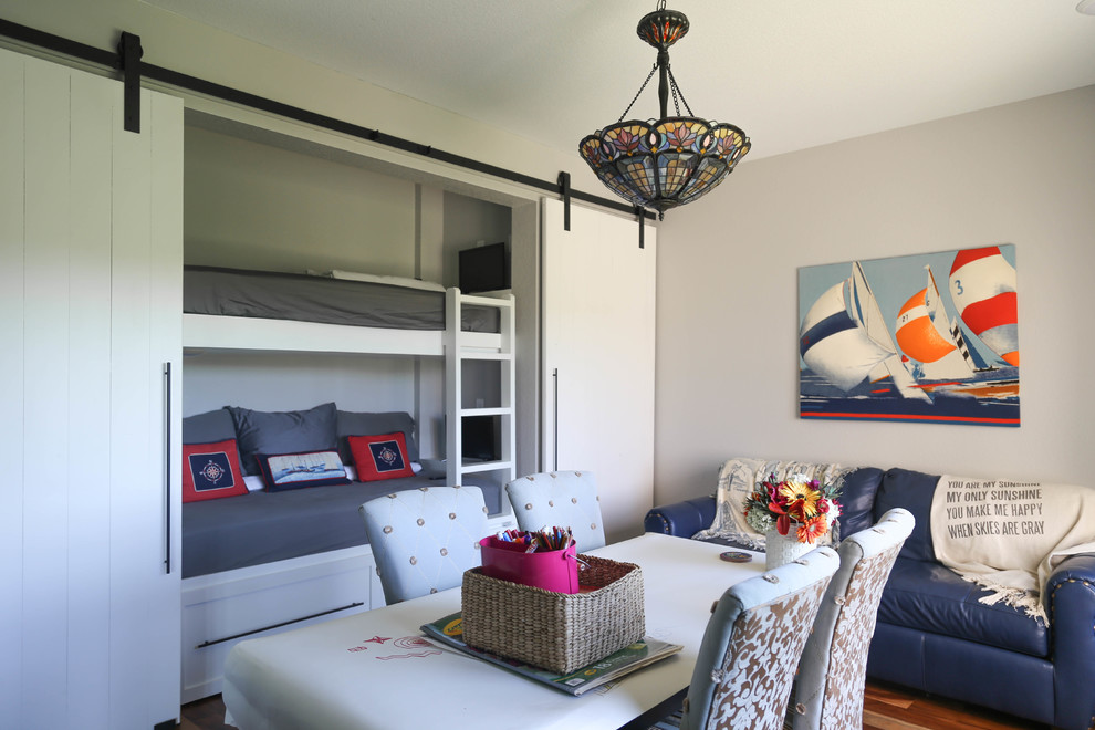 Home design - large transitional guest medium tone wood floor and brown floor home design idea with white walls